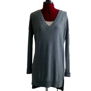 Between Me & You S Green L/S V-neck Tunic Sweater